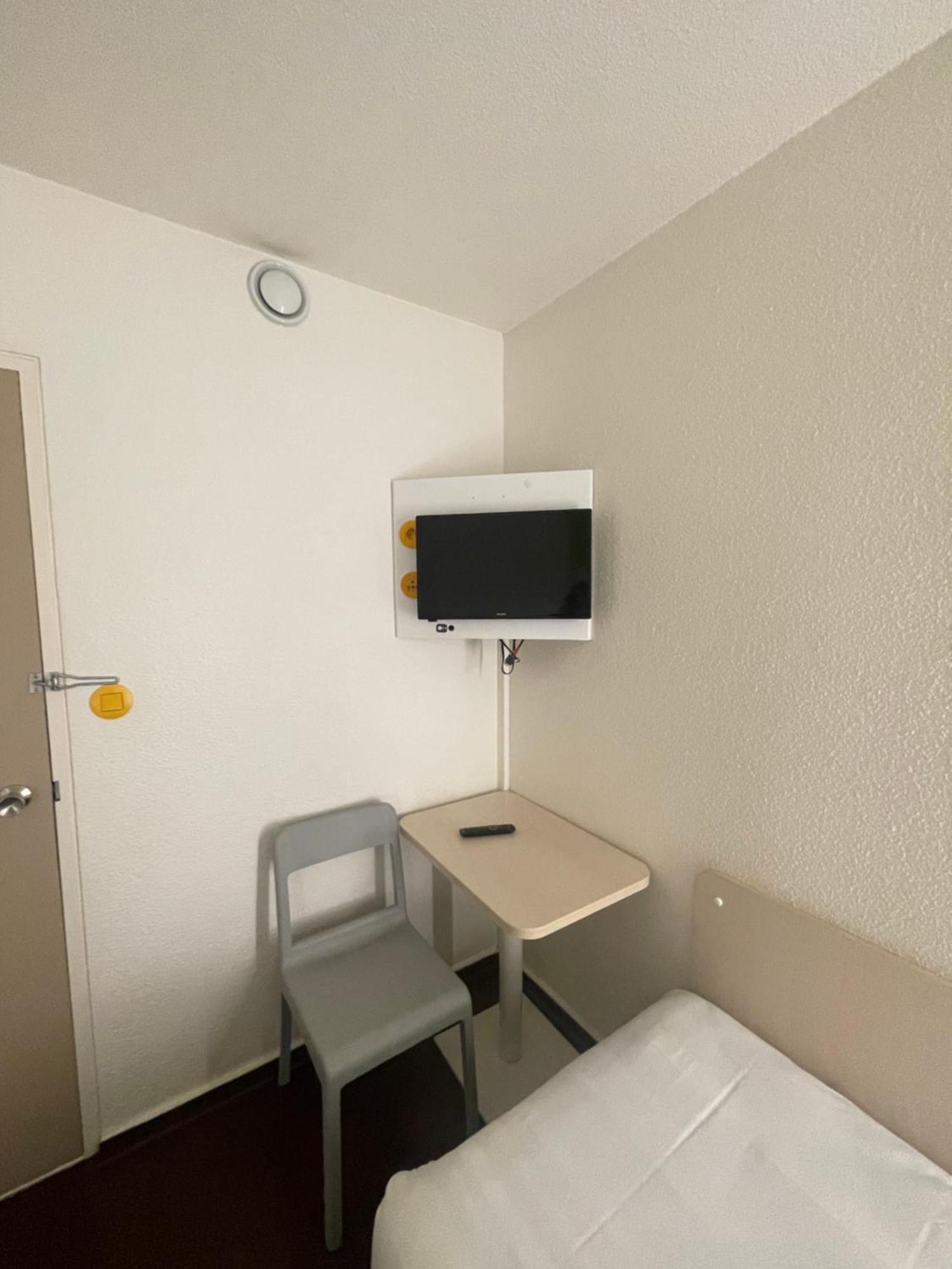 hotelF1 Bollène A7 Kültér fotó